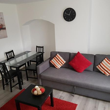 Barnfield Place Edgware Dış mekan fotoğraf