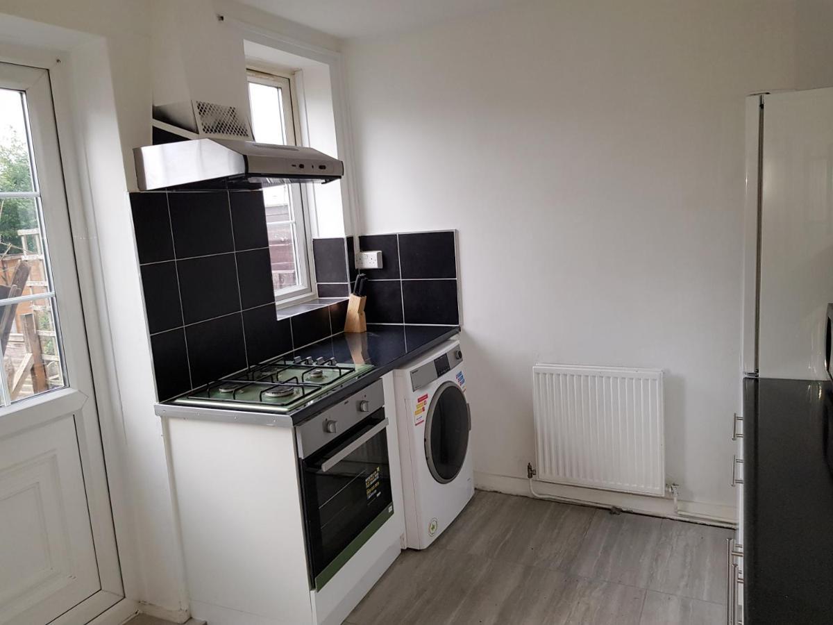 Barnfield Place Edgware Dış mekan fotoğraf