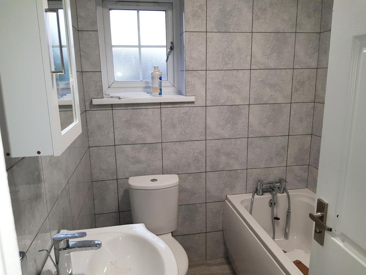 Barnfield Place Edgware Dış mekan fotoğraf