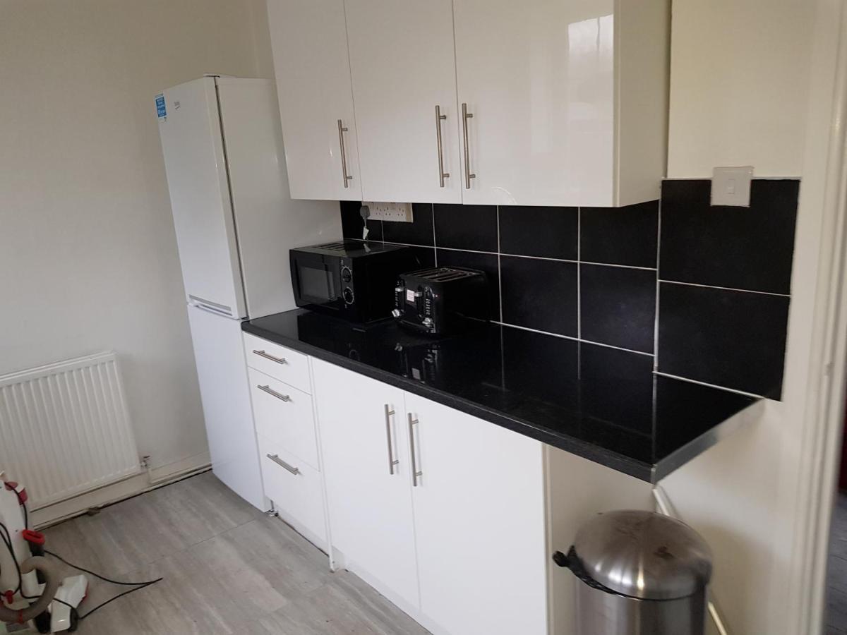 Barnfield Place Edgware Dış mekan fotoğraf